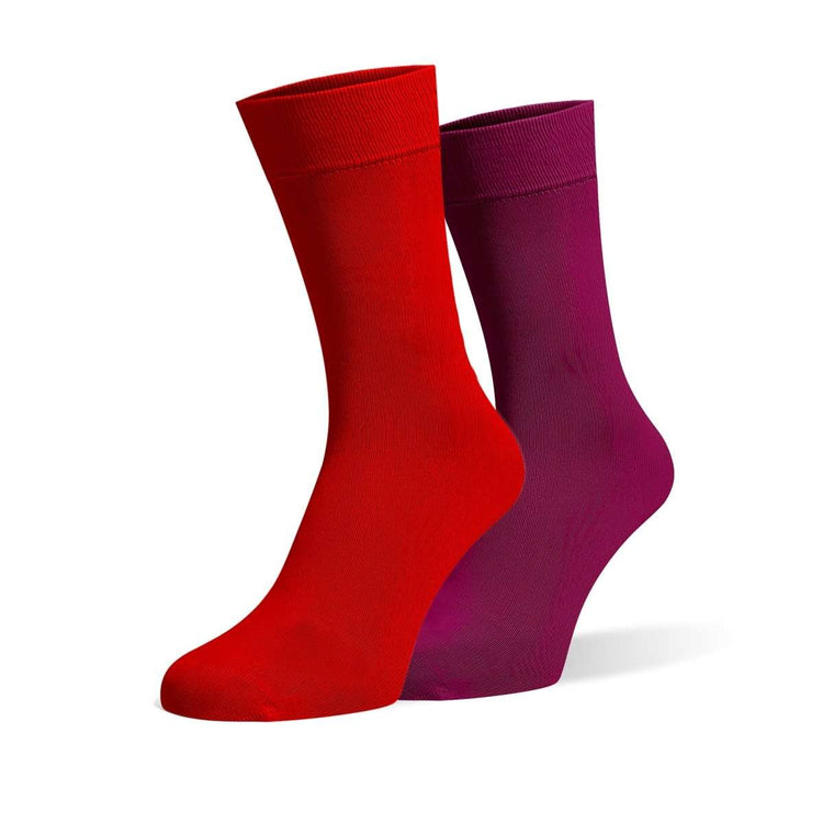 Crimson Core – Odd Socks -Odd Socks