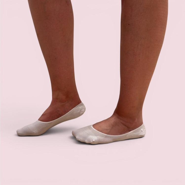 Rich 80% Bamboo Women's Non-Slip No-Show Socks – 5 Pack -Pair Socks